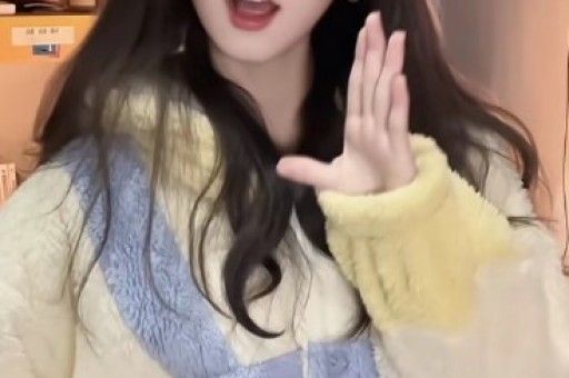 知名网红坑骗粉丝穿真货卖假货被曝光后解释自己是不小心的